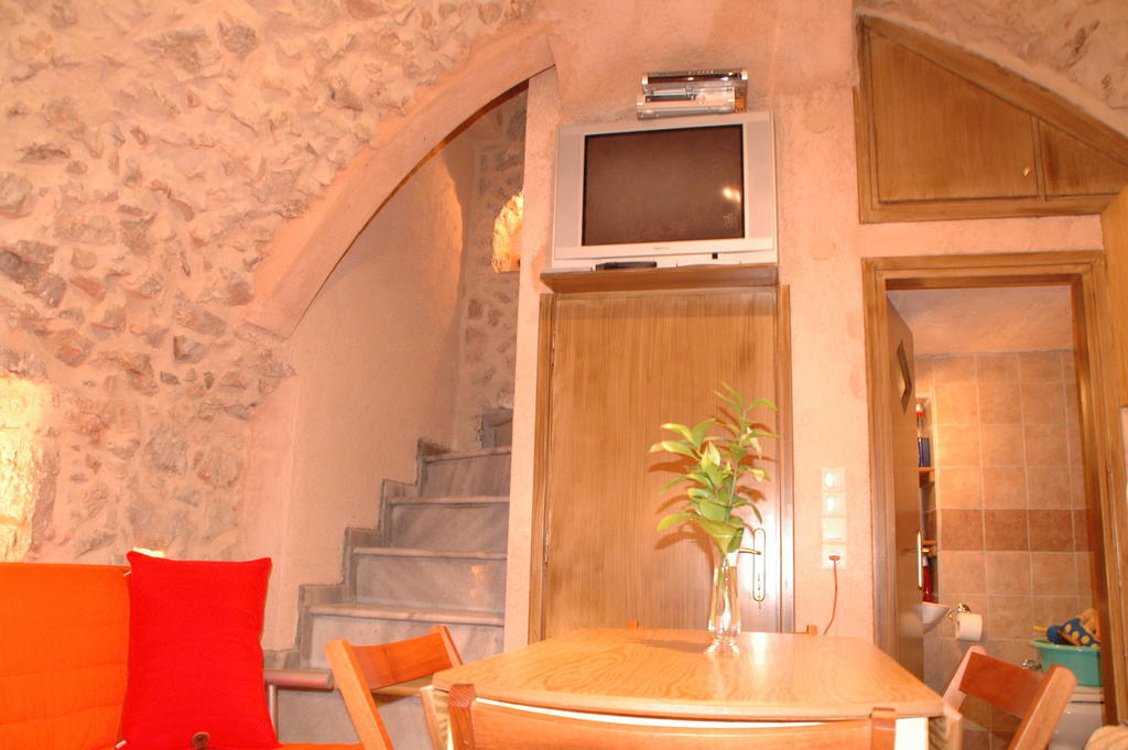 Stoneapartments, Γ Κωσταλοσ Και Σια Οε Avgonima Екстериор снимка