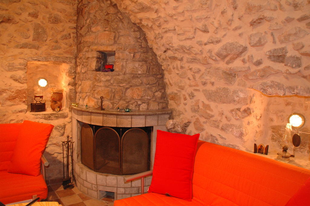 Stoneapartments, Γ Κωσταλοσ Και Σια Οε Avgonima Екстериор снимка